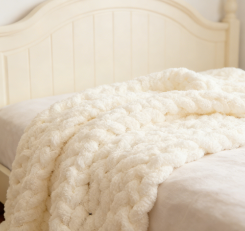 Cream White Thick Chunky Knitted Throw (Pack of 4)